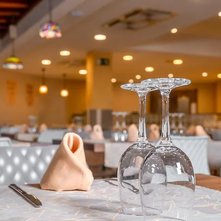 圣玛丽亚赫维玛酒店 3*