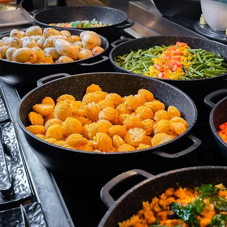 圣玛丽亚赫维玛酒店 3* 阿德耶