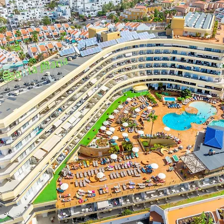 圣玛丽亚赫维玛酒店 酒店 阿德耶