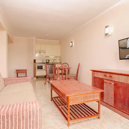 圣玛丽亚赫维玛酒店 3*