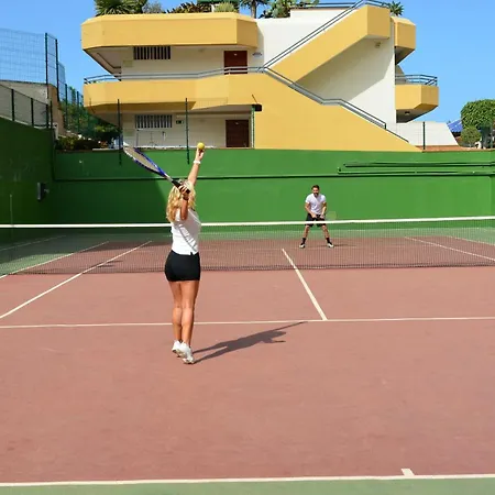 圣玛丽亚赫维玛酒店 酒店