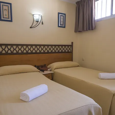 圣玛丽亚赫维玛酒店 酒店 阿德耶