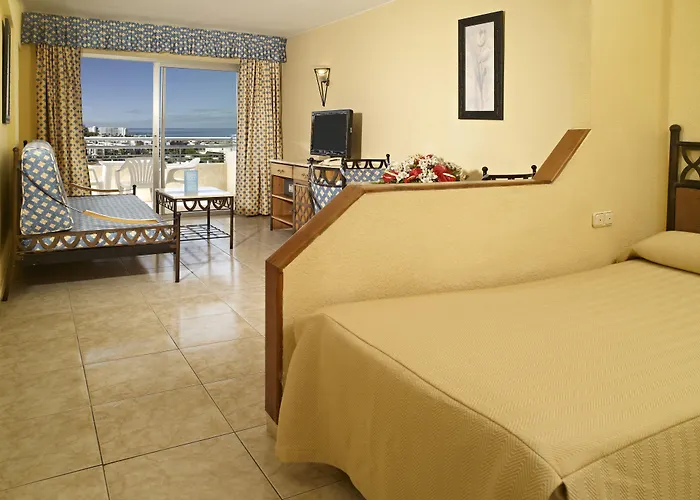 Hotel Hovima Santa Maria 3*