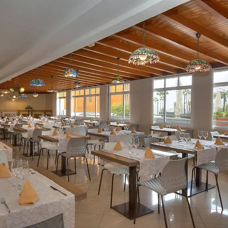 Отель Hovima Santa Maria 3*